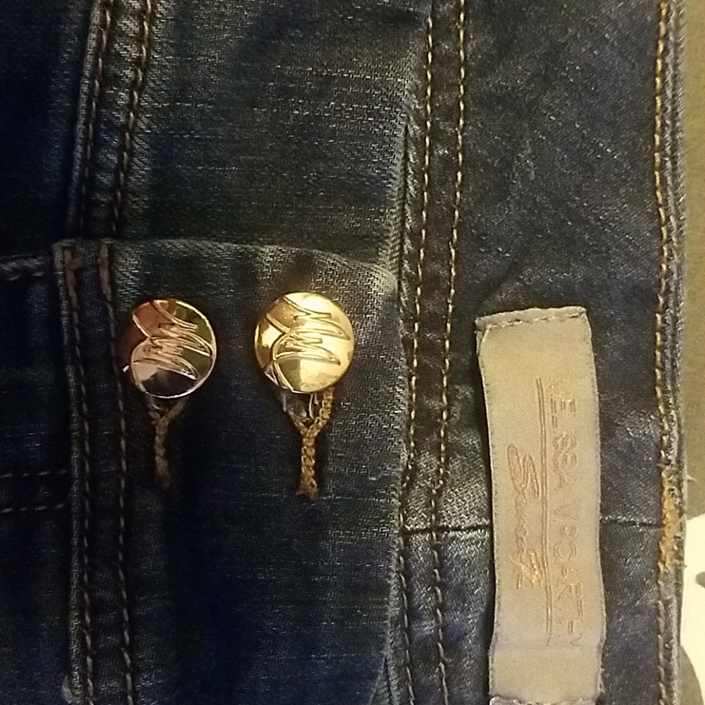 Bootleg jeans